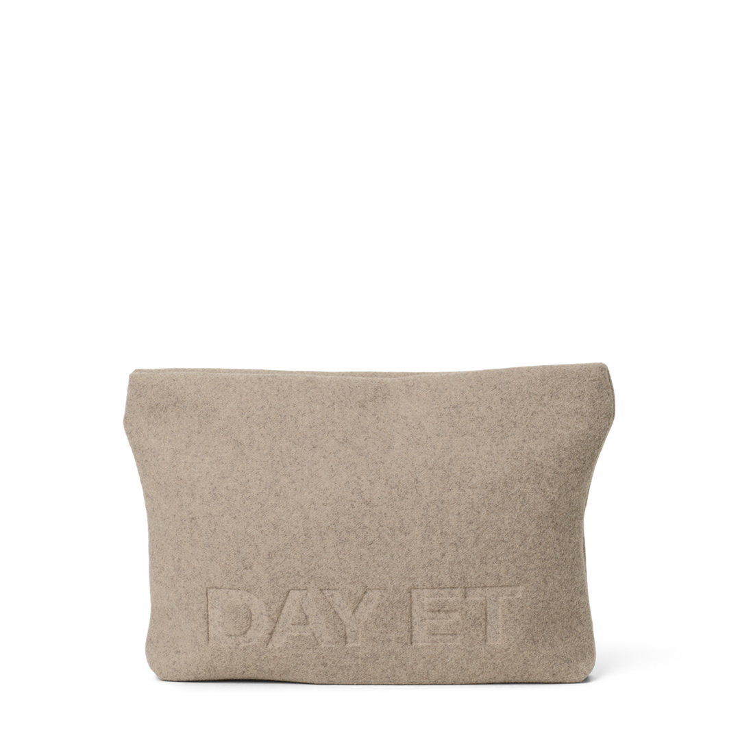 Day Woolen Pouchy