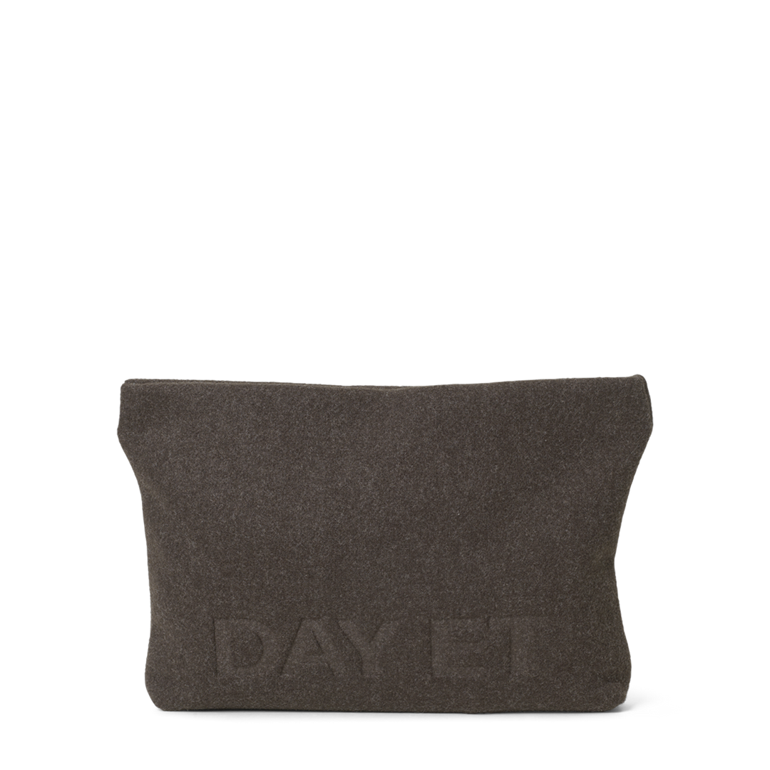 Day Woolen Pouchy