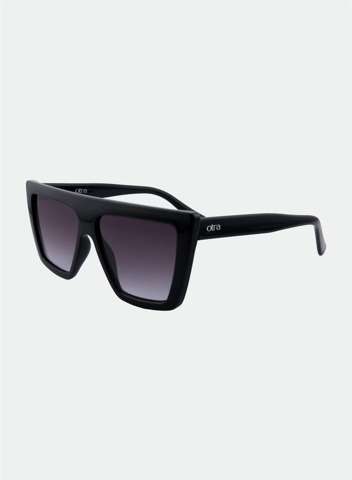 Nola Black/Smoke Fade