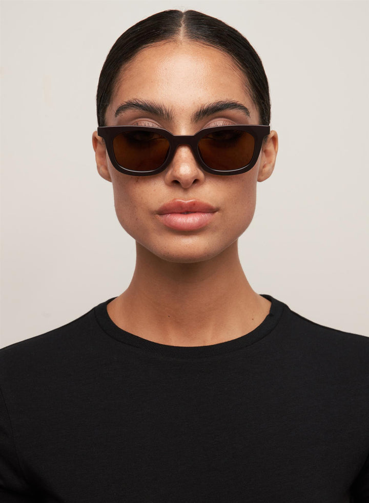 Nia Dark Chocolate/Brown