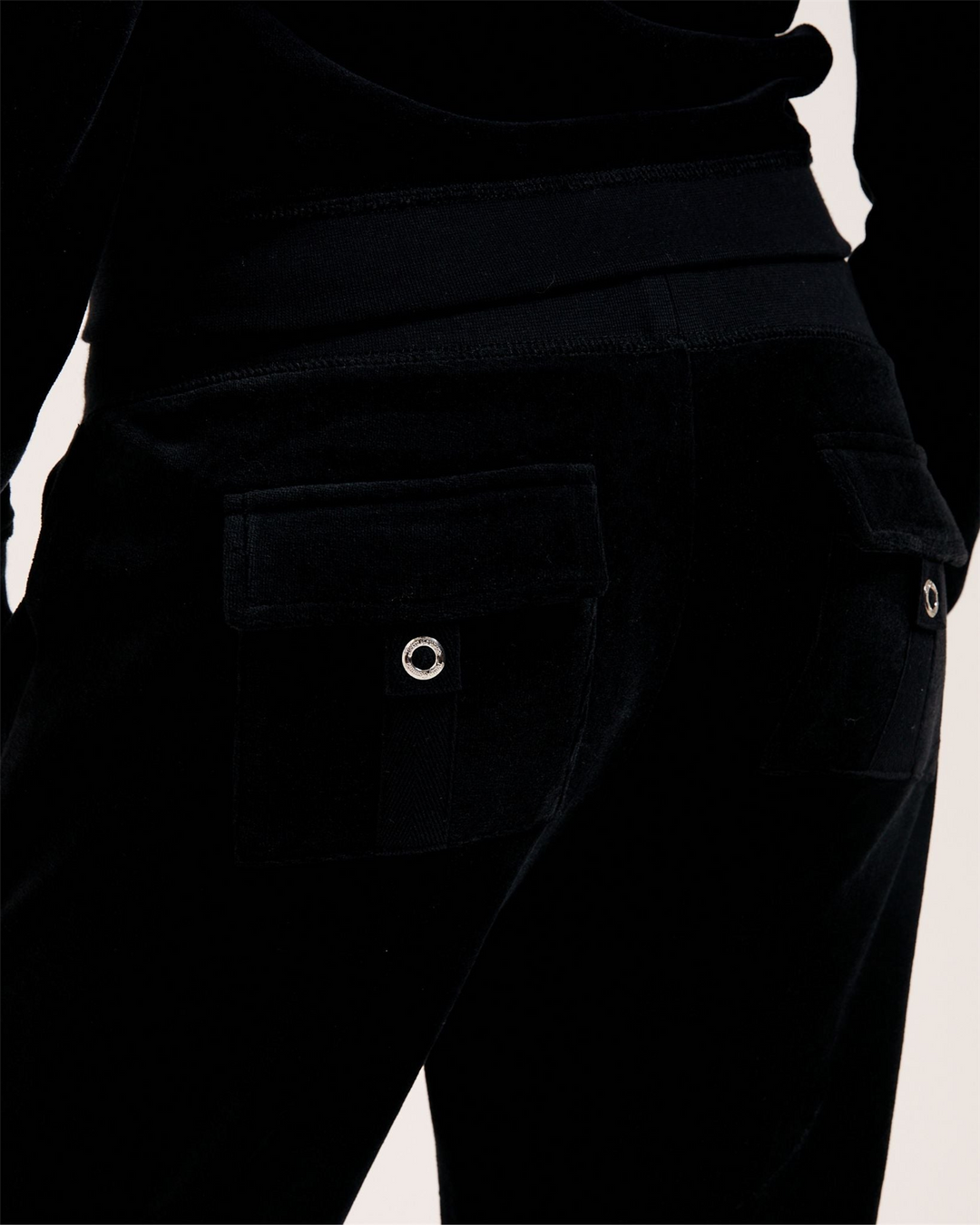 Crest Caisa Low Rise Pants