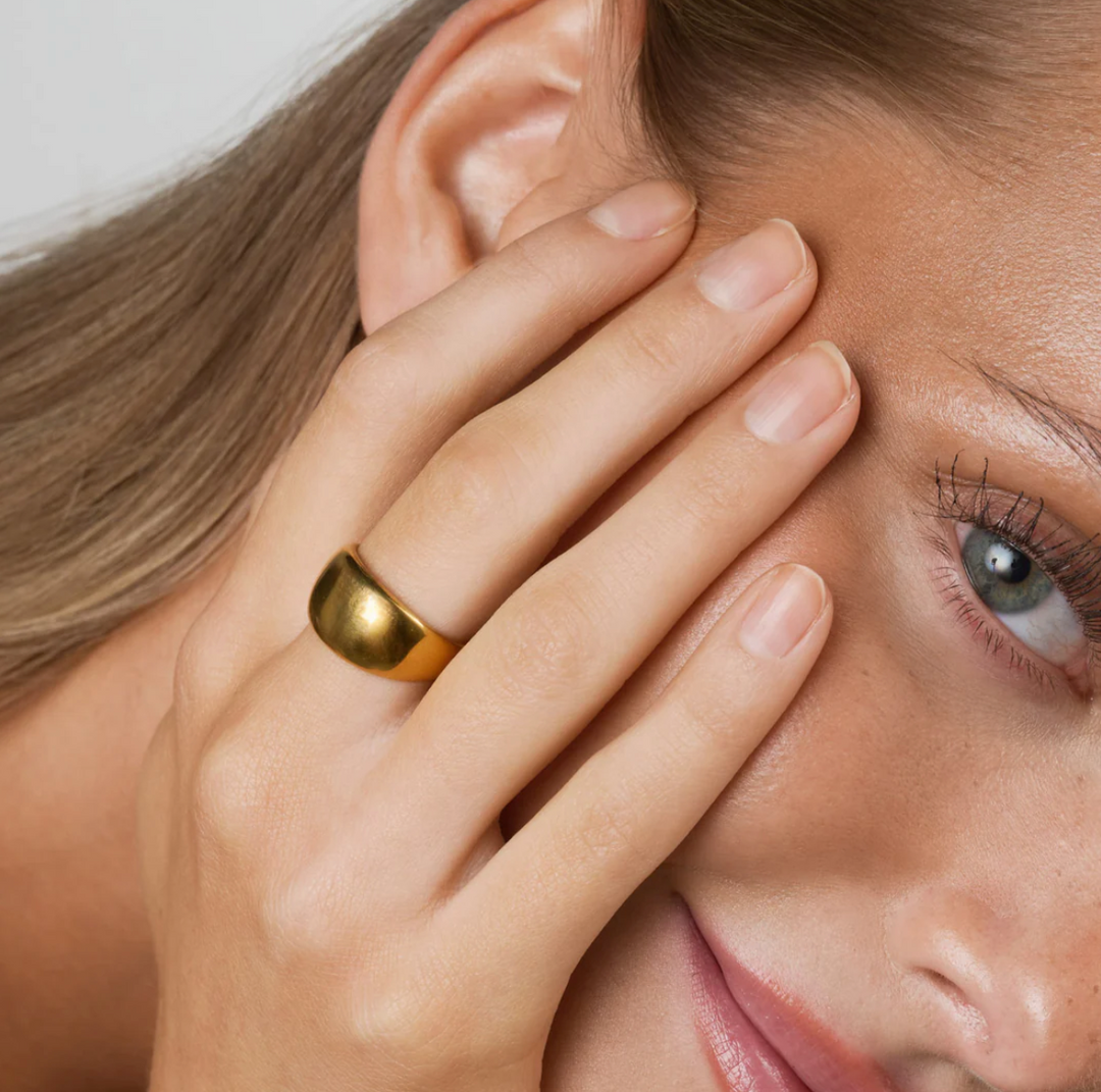 Venus - Dome Chunky Ring Stainless Steel - Gold