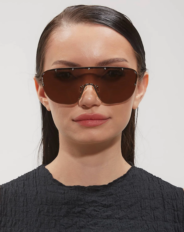 Adele Gold/ Brown
