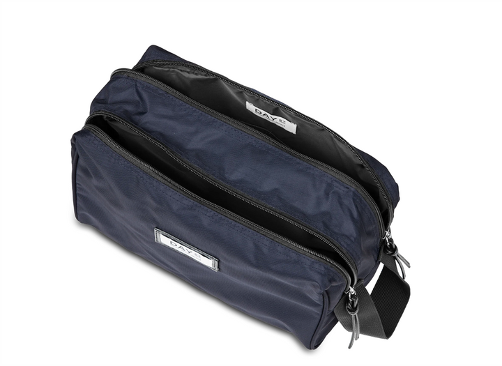 Day Gweneth RE-S Beauty B