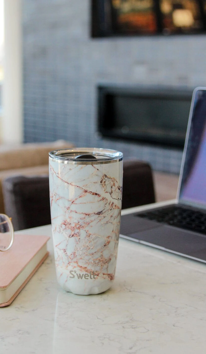 Calacatta Gold Tumbler With Lid 18oz
