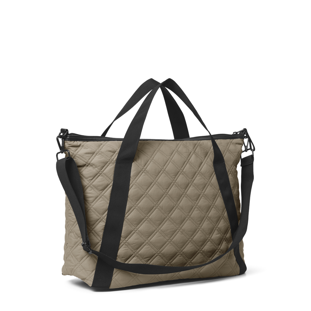 Day RE-Q Fenced Cross