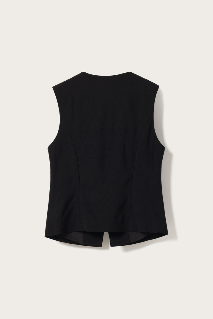 Lauressa Vest