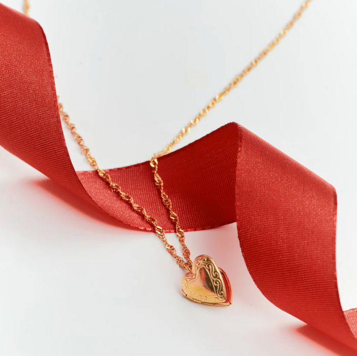 Vera - Heart Locket Necklace Stainless Steel - Gold