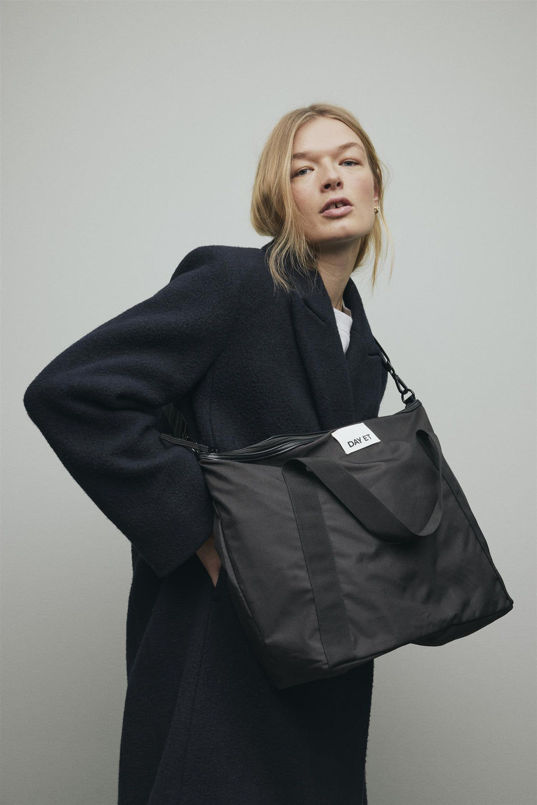 Day Gweneth RE-S Cross