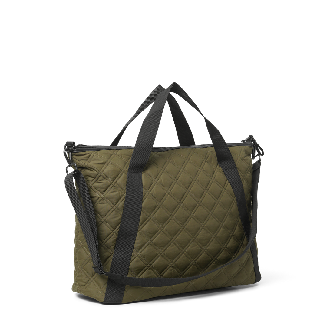 Day RE-Q Fenced Cross