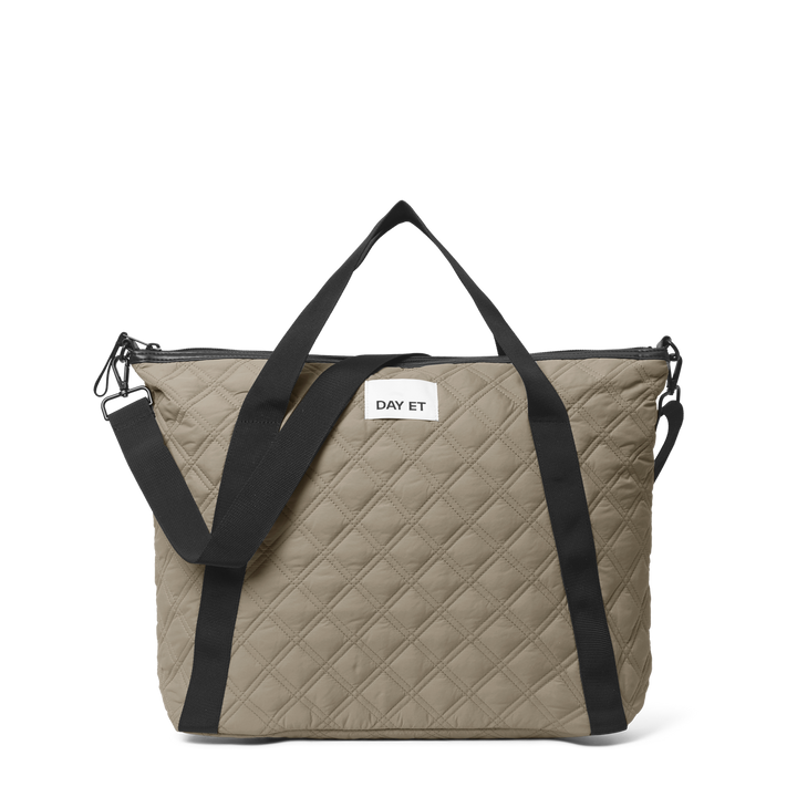 Day RE-Q Fenced Cross