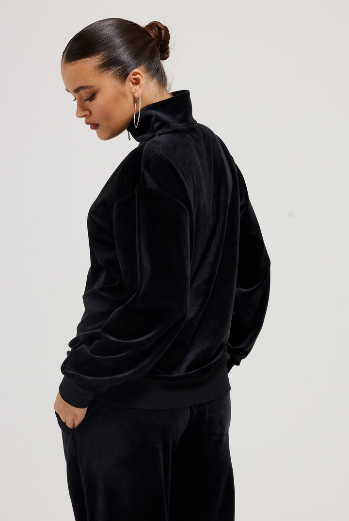PETE PULLOVER