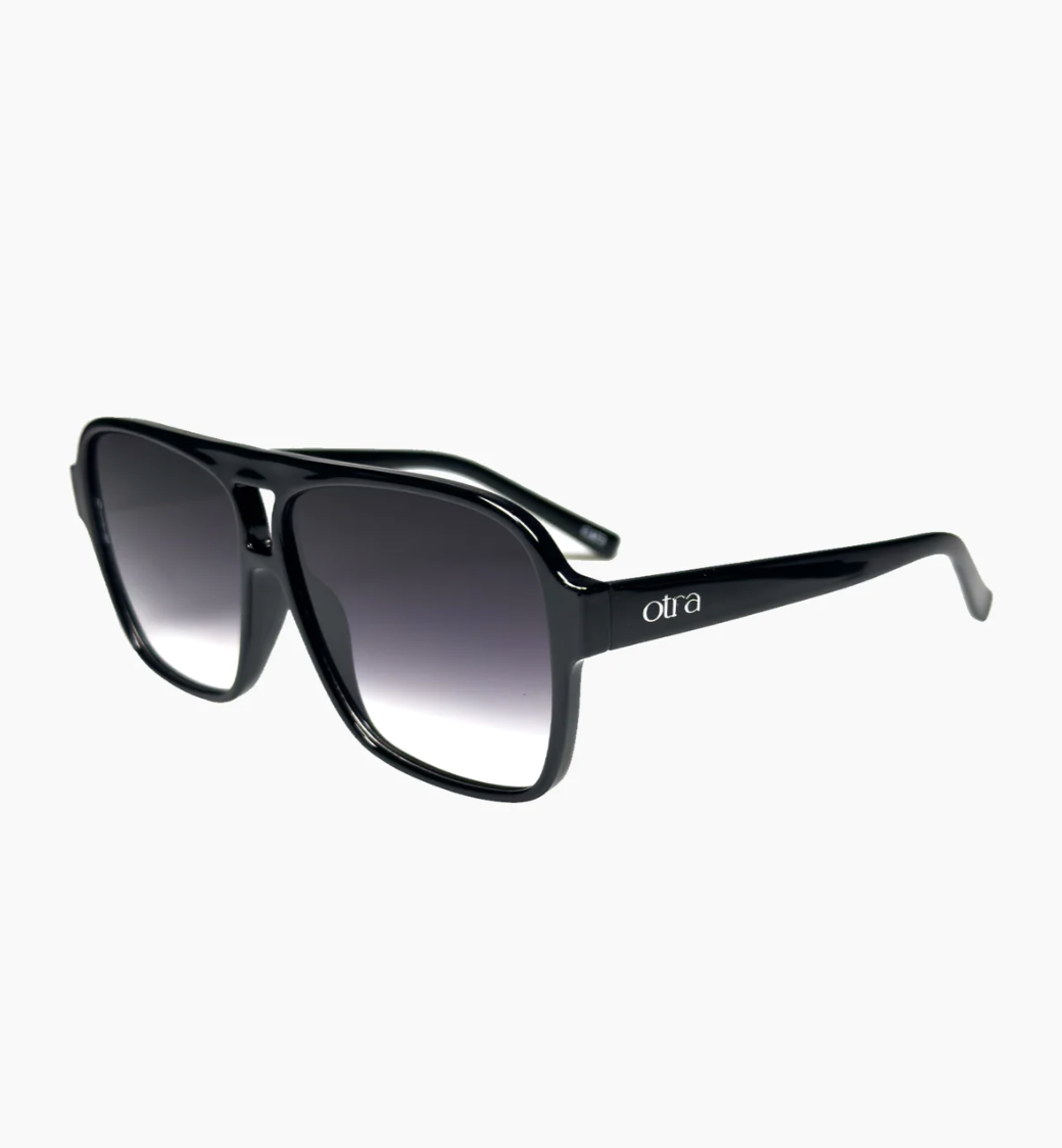 Alix Black Fade