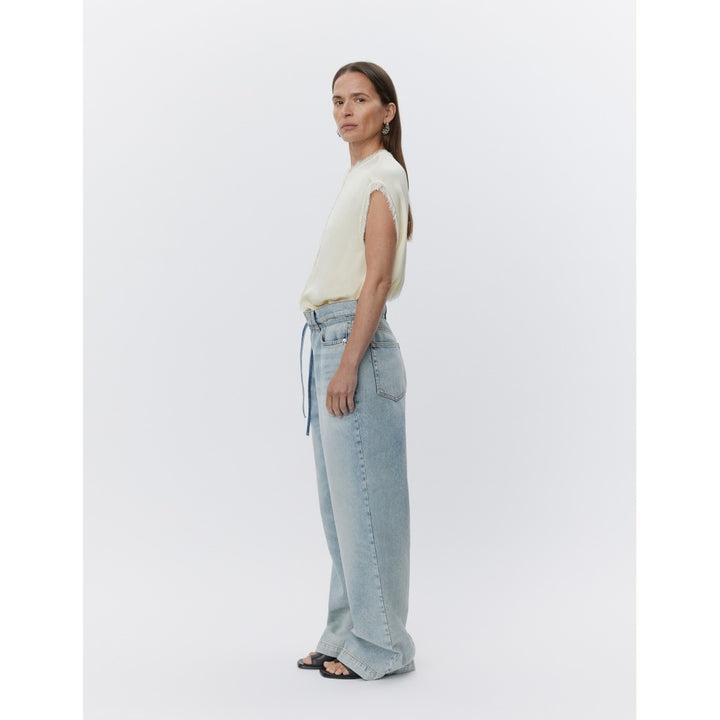Lise - Matte Crepe