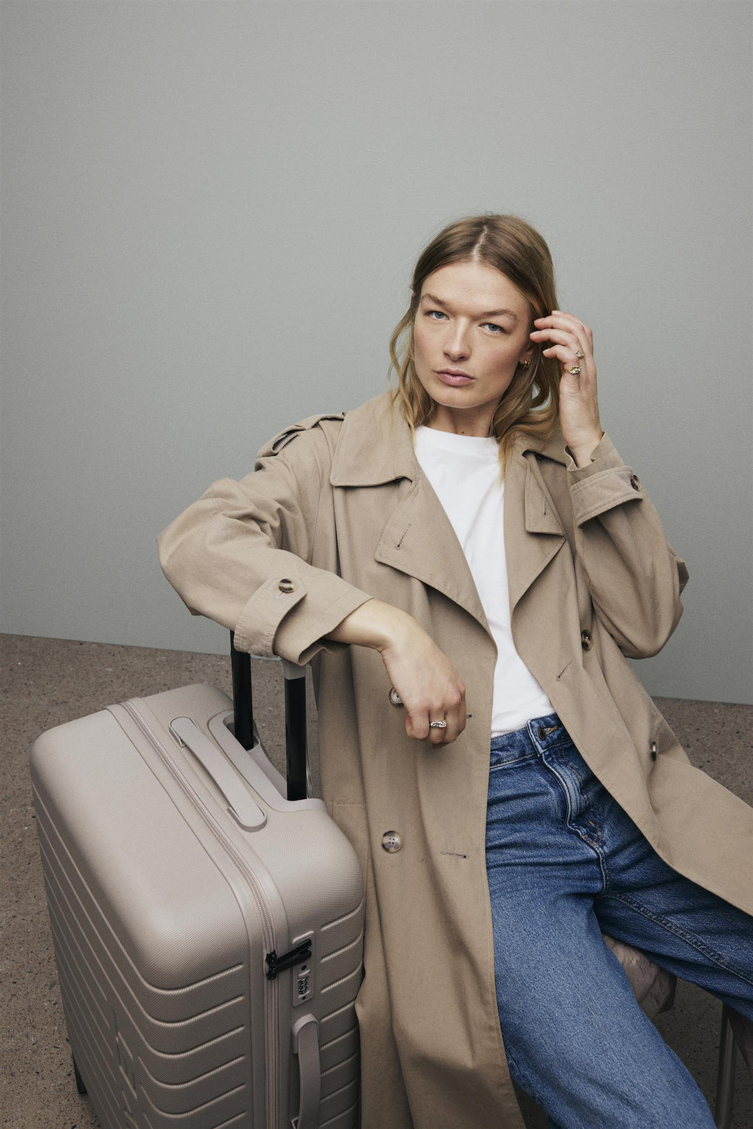 Day Tonal 28" Suitcase