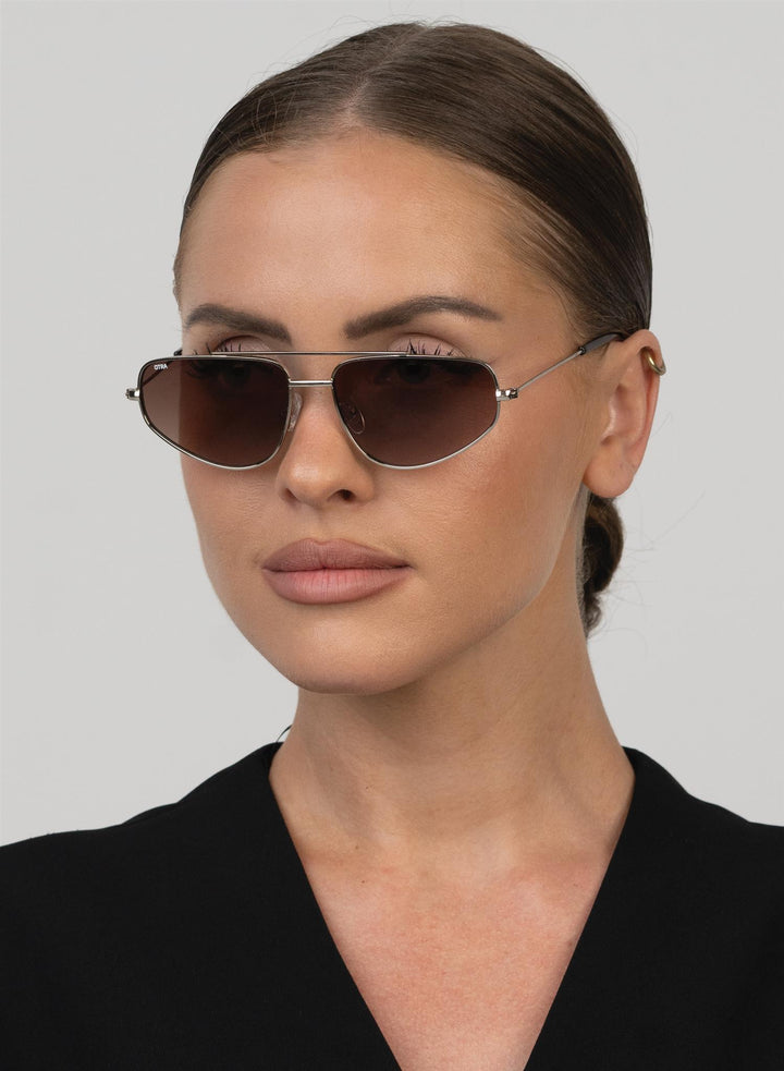 Christie Silver/Smokey Brown Fade