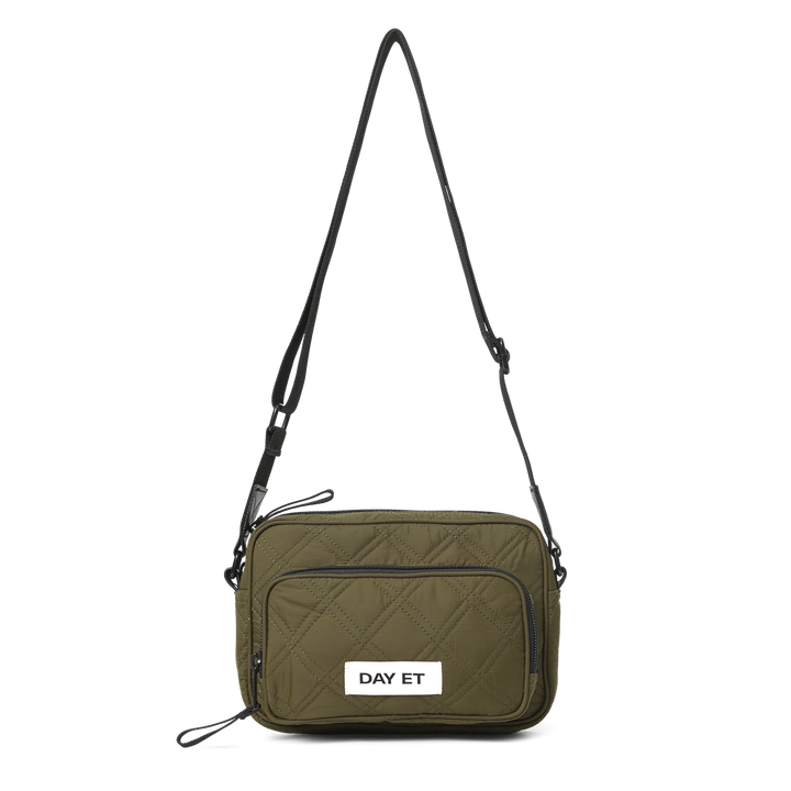 Day RE-Q Fenced SB S