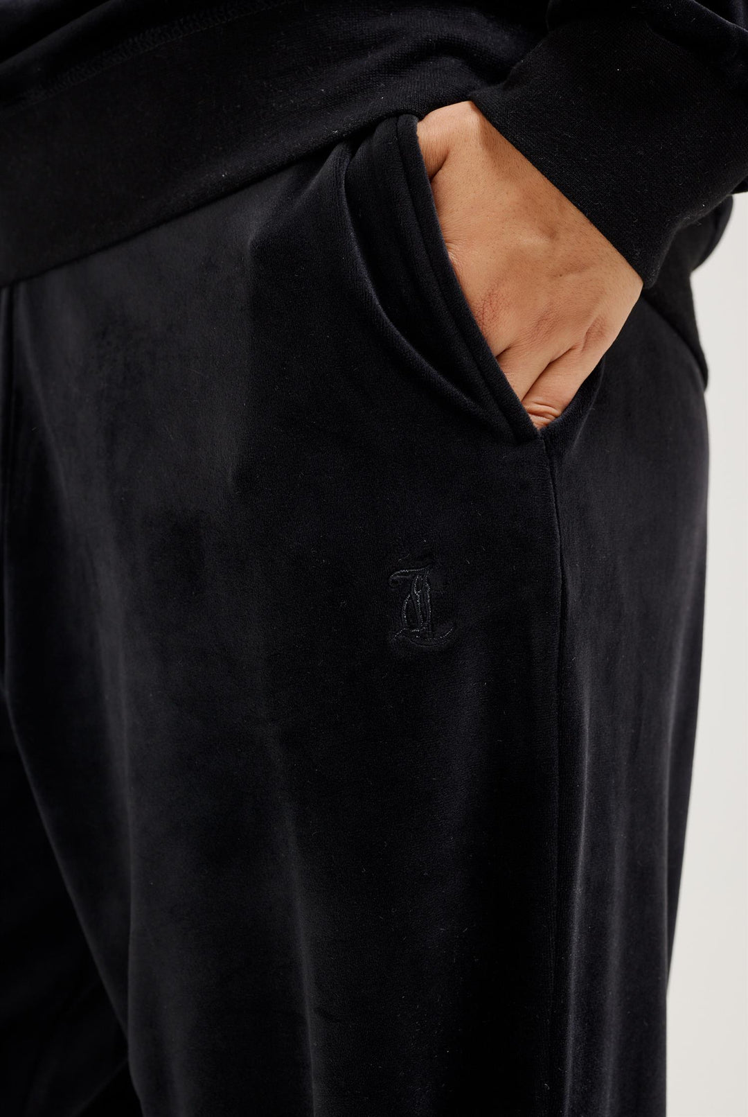 DAVIDSON VELOUR TRACKPANTS